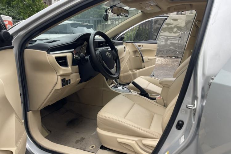 Used Toyota Corolla 2014 1.6L CVT GL-i Leather Edition