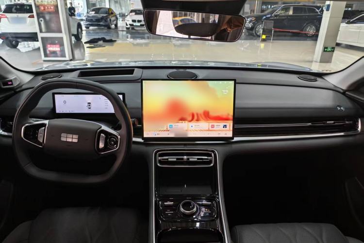 Used Geely Galaxy A7 2025 Model EM-i 150km Starship Edition Interior 2