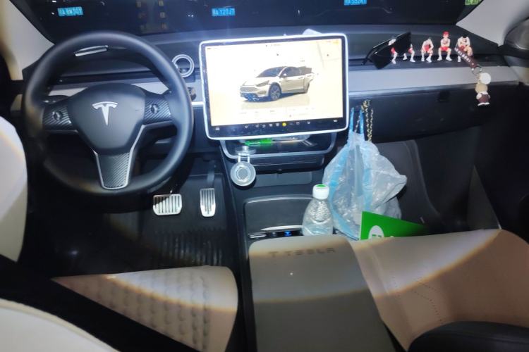 Used Tesla Model Y 2024 Rear-Wheel-Drive Version
