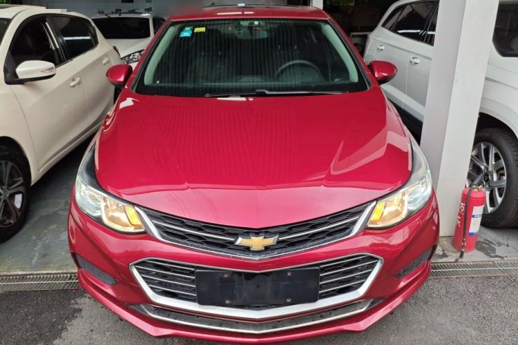 Used Chevrolet Cruze 2017 1.5L Automatic Pioneer Sunroof Edition Front