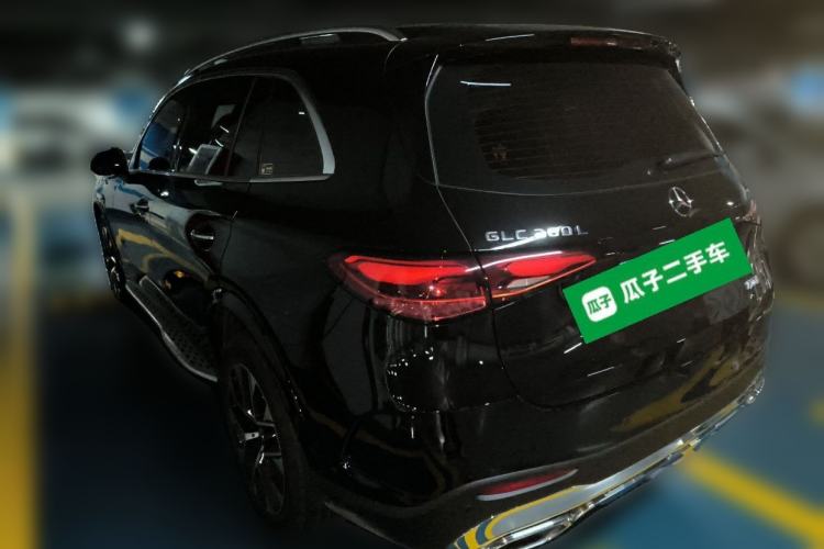 Used Mercedes-Benz GLC 2023 Facelift GLC 260 L 4MATIC Dynamic Version 5 Seats Rear Left 45 Deg