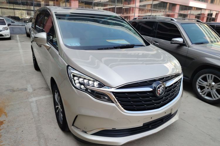 Used Buick GL8 2022 ES Landtrek 653T Luxury Edition