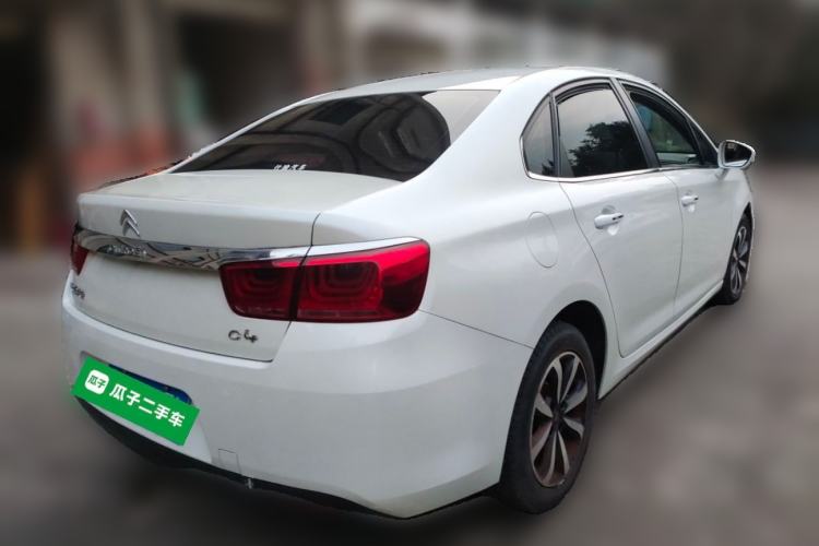 Used Citroen C4 Sega 2016 1.6L Manual Luxury Model
