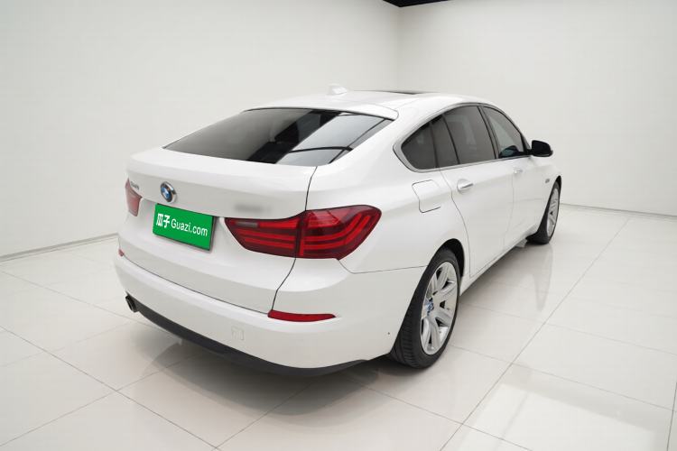 Used BMW 5 Series GT 2017 528i Leading Model
