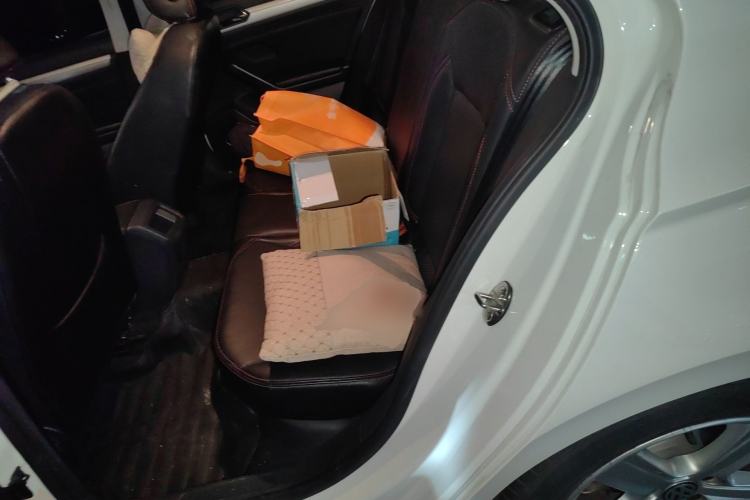 Used Volkswagen Lamando 2018 230TSI DSG Fashion Edition
