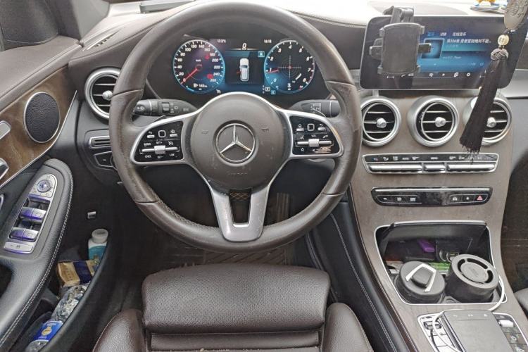 Used Mercedes-Benz GLC 2020 Facelift GLC 260 L 4MATIC Luxury Edition
