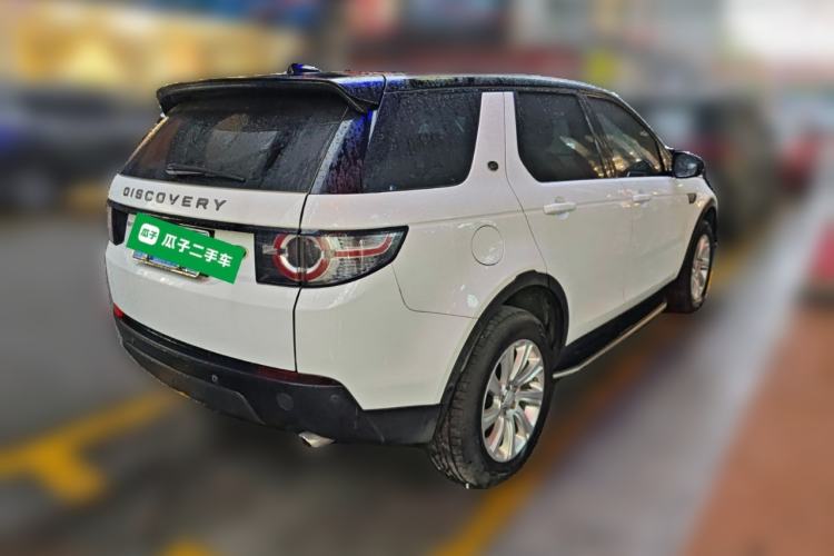 Used Land Rover Discovery Sport 2018 240 PS PURE Edition Rear Right 45 Deg