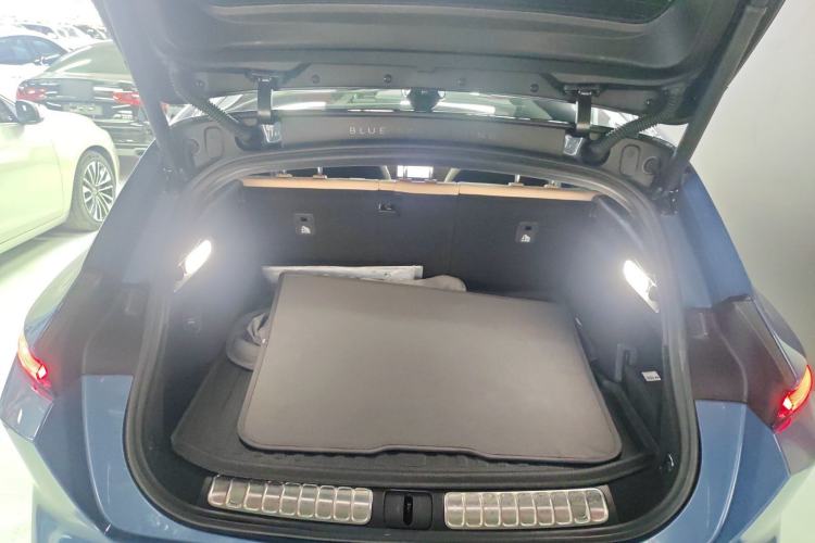 Used Nio ET5T 2023 75 kWh Touring