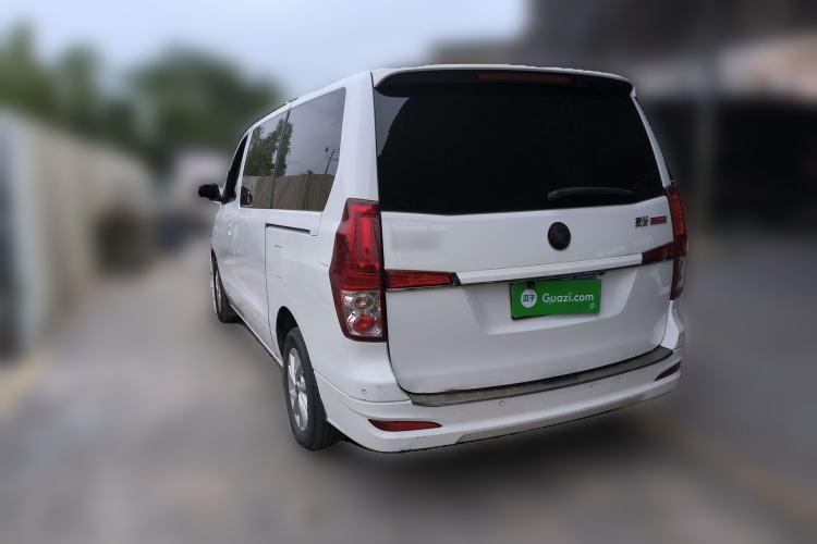 Used FORTHING Lingzhi PLUS 2021 Travel Edition 2.0L Manual Luxury 7-Seater
