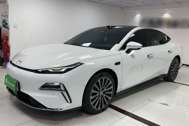 Used Geely Galaxy 8 2025 130km EM-P Starship Edition