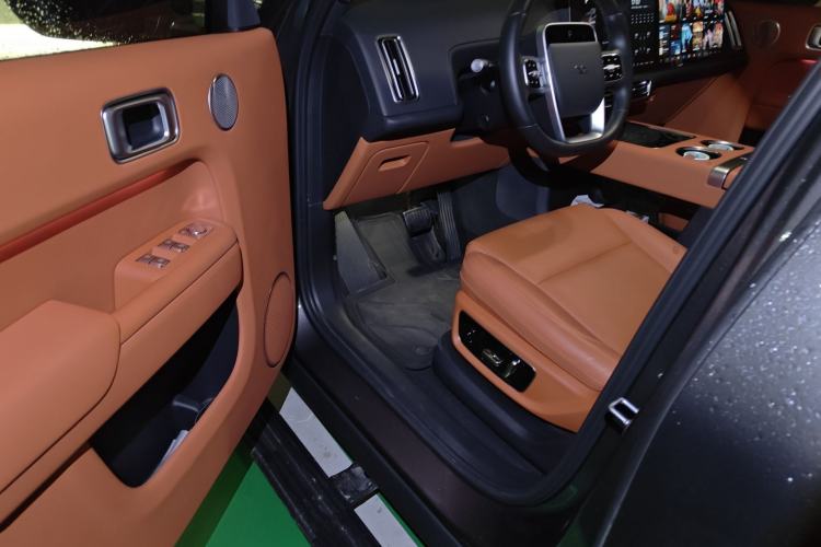 Used Li Auto L9 2022 Max model
