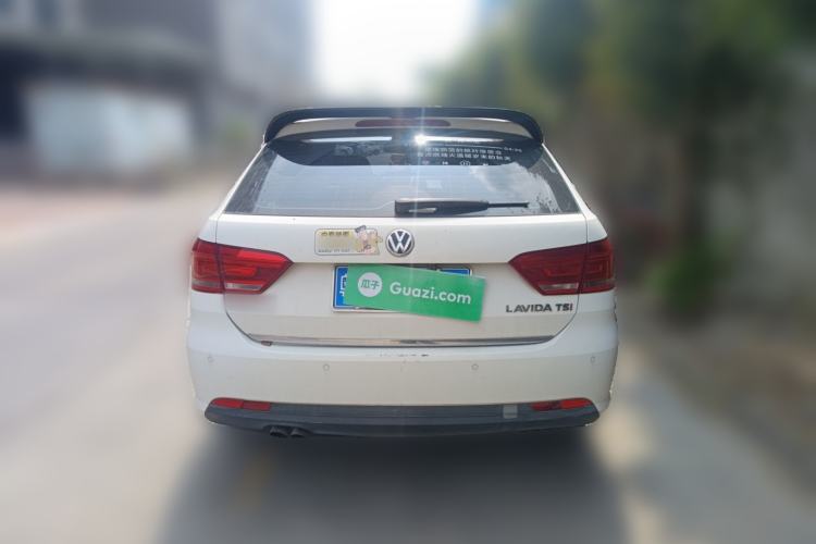 Used Volkswagen Gran Lavida 2014 1.4TSI Automatic Sport Edition
