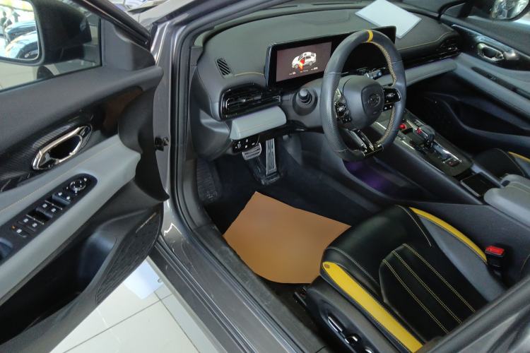 Used GAC Trumpchi EMPOW 2021 270T DCT J16 Version Driver Seat