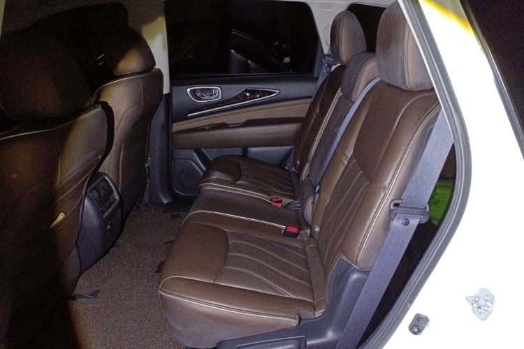 Used Infiniti QX60 (Import) 2016 2.5 S/C Hybrid Two-Wheel-Drive Excellence Edition China V Standard
