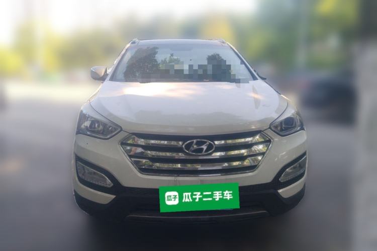 Used Hyundai Santa Fe 2013 2.4L Automatic 4x4 Smart Version Front