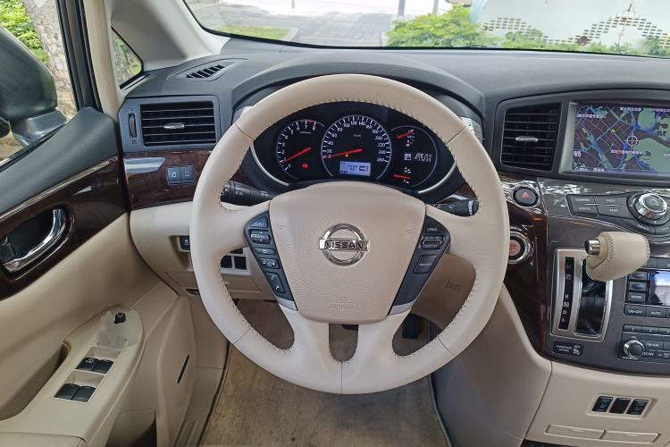 Used Nissan Quest 2015 3.5L SL
