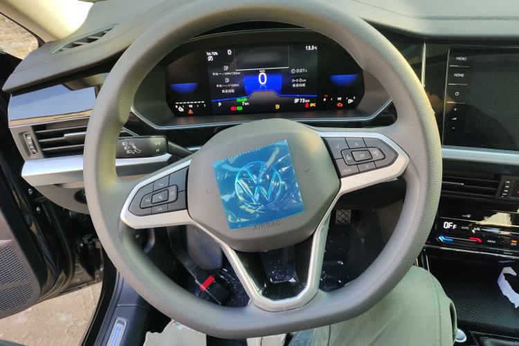 Used Volkswagen Passat New Energy 2025 430 PHEV Hybrid Business Edition Steering Wheel