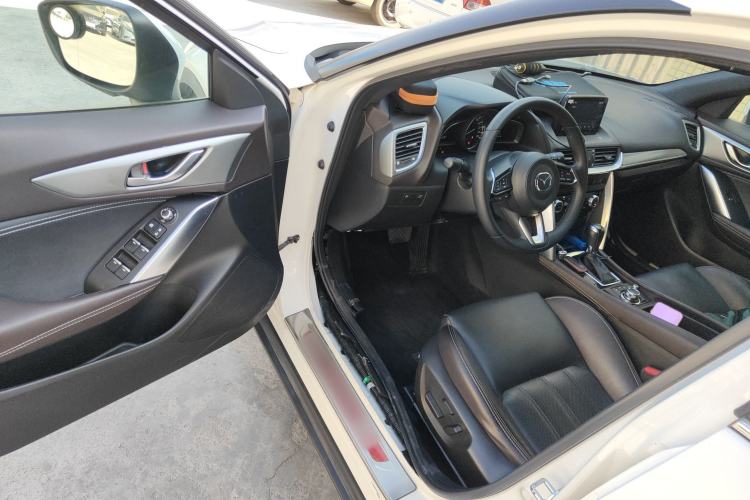 Used Mazda CX-4 2018 2.5L Automatic 4x4 Skyactiv GT Sport Edition China V Standard