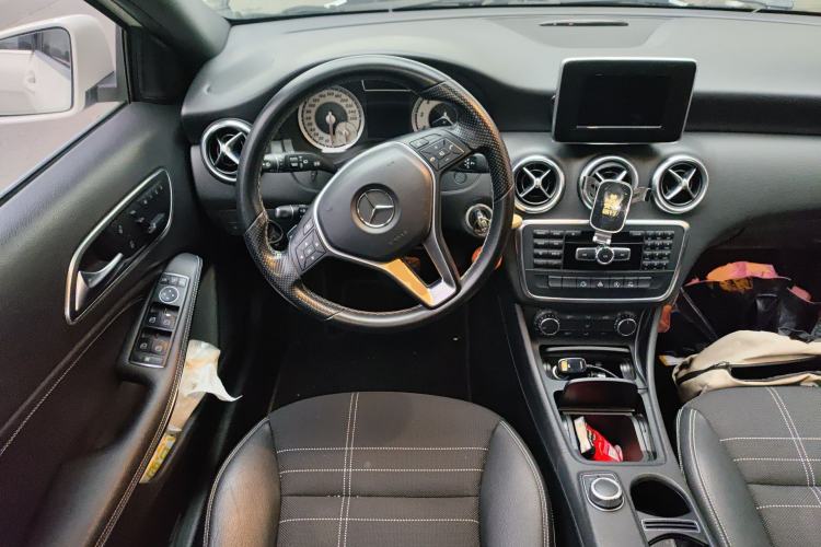 Used Mercedes-Benz A-Class 2015 A 200 Fashion Model