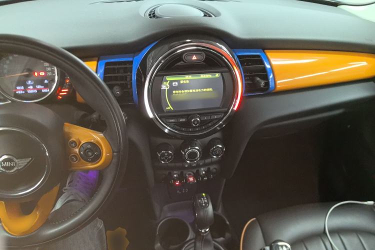 Used MINI MINI 2014 1.5T COOPER Fun