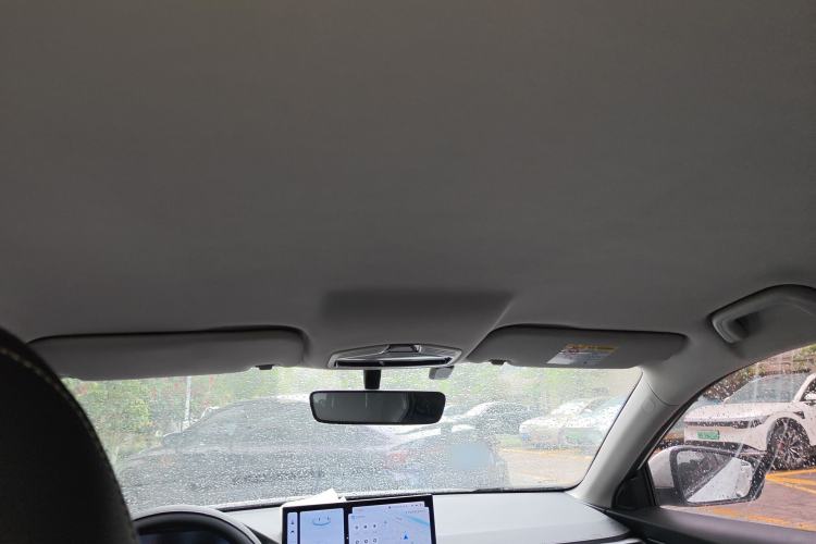 Used Geely Auto Emgrand 2023 4th Generation Champion Edition 1.5L Manual Luxury Model Headliner