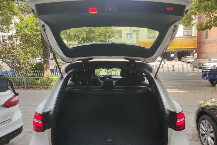 Used Mercedes-Benz GLC 2017 GLC 260 4MATIC Luxury Model