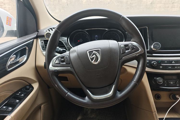 Used Baojun 730 2016 1.5L Manual Luxury Edition 7 Seats