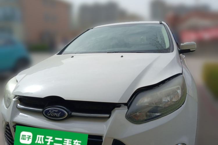 Used Ford Focus 2012 Hatchback 2.0L Automatic Luxury Sport Model
