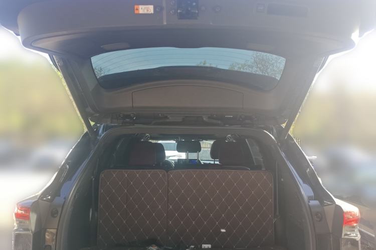 Used Toyota Crown Kluger 2023 2.5L HEV Four-Wheel Drive Flagship Edition Trunk