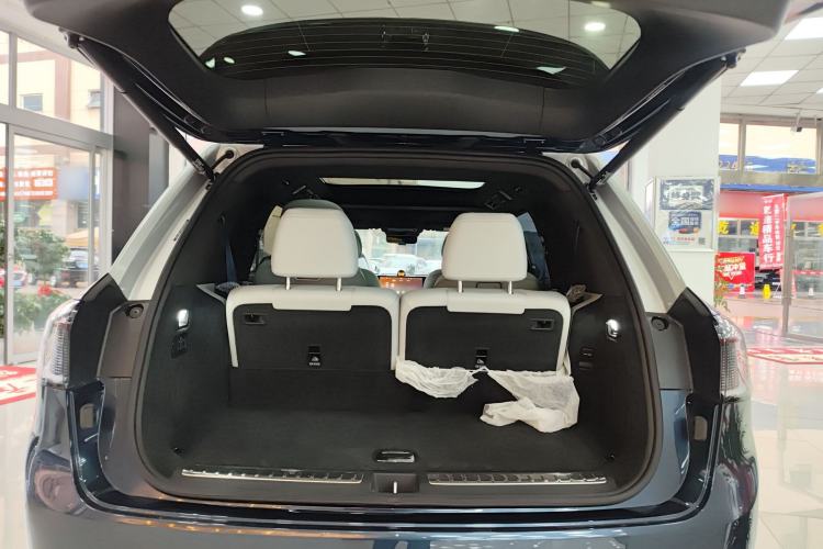 Used Hima AITO M9 2025 Extended-Range Max Version 52 kWh 6-Seater Edition
