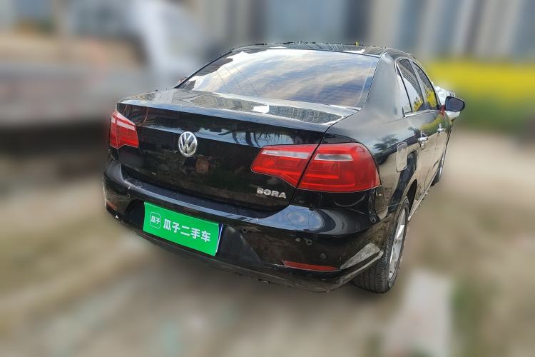 Used Volkswagen Bora 2014 1.6L Manual Comfort Model Rear Right 45 Deg