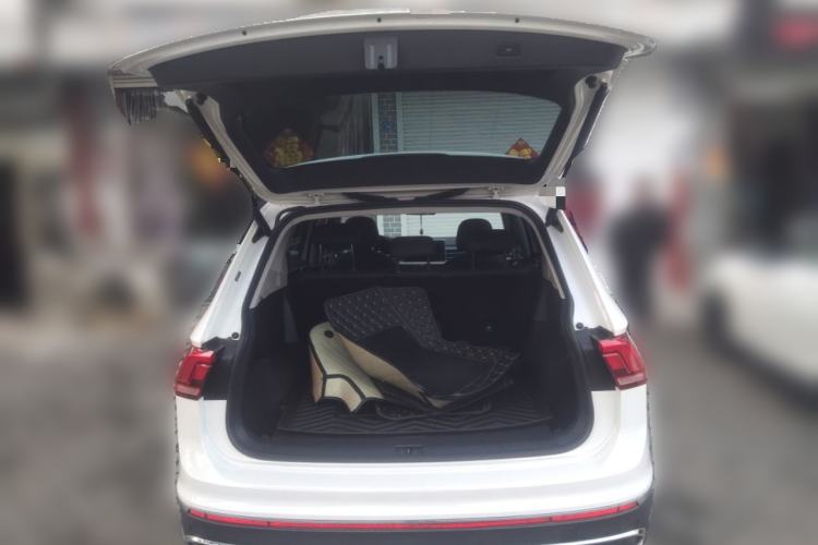 Used Volkswagen Tiguan L 2022 330TSI Automatic Two-Wheel Drive Smart Edition