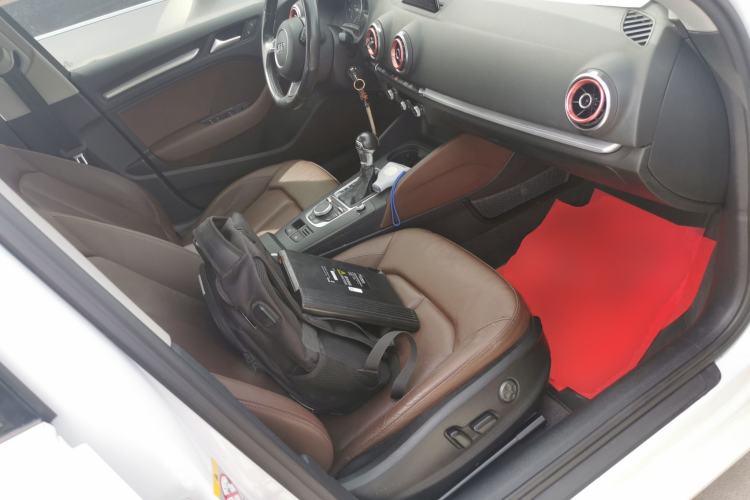 Used Audi A3 2015 Limousine 40 TFSI Automatic Comfort Model Right Front Seat