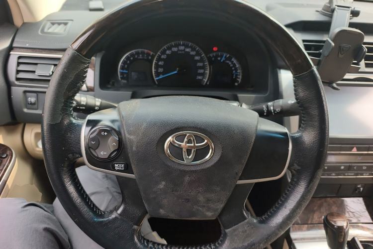 Used Toyota Camry 2015 2.0G Premier Edition Steering Wheel