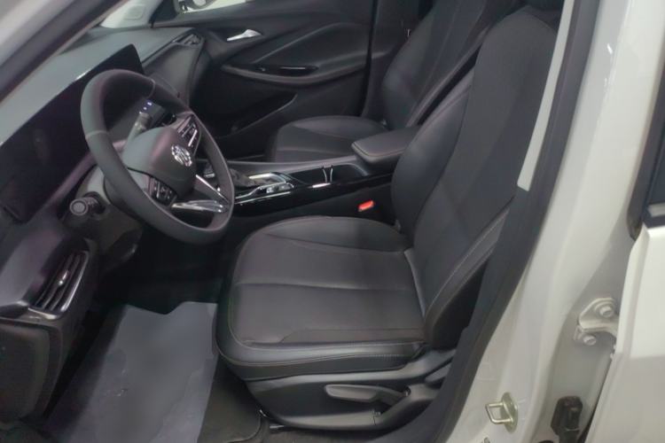 Used Buick Verano 2023 Pro Enjoyment Edition Left Front Seat