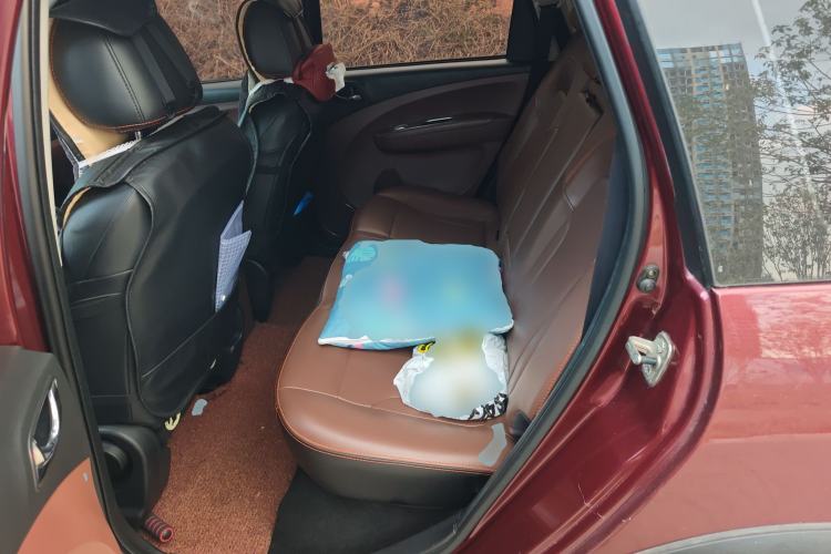 Used FORTHING Joyear X5 2016 1.6L CVT Luxury Model
