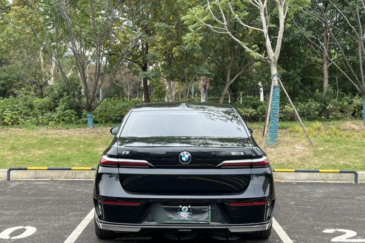 Used BMW i7 2023 eDrive50L Prestige Luxury Package
