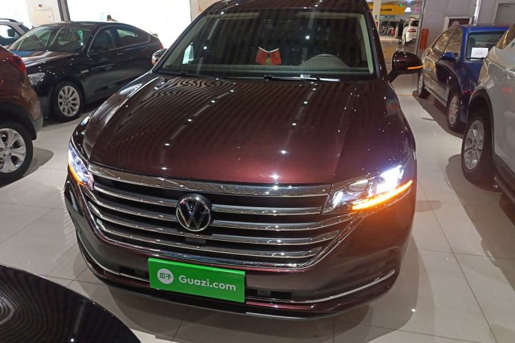 Used Volkswagen Viloran 2020 330TSI Business Edition Front