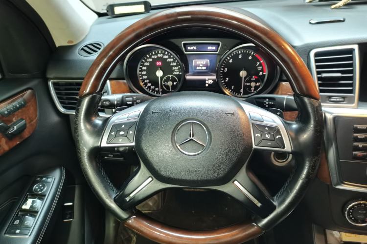 Used Mercedes-Benz M-Class 2012 ML 350 Luxury Edition