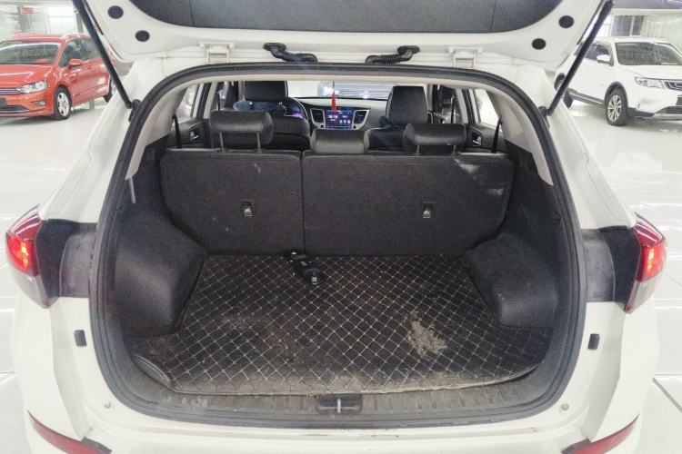 Used Hyundai Tucson 2015 1.6T Dual-Clutch Two-Wheel-Drive Smart Model
