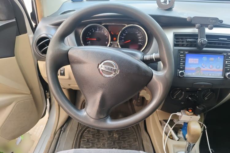 Used Nissan Livina 2013 1.6XE CVT Comfort Edition Steering Wheel