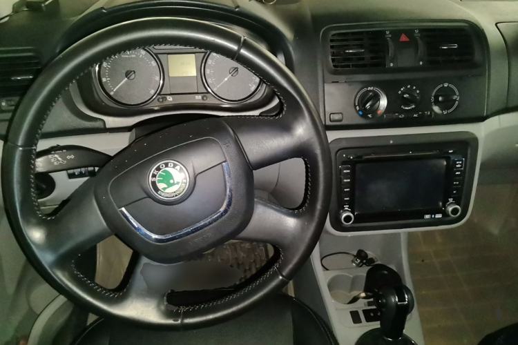 Used Skoda Fabia 2012 1.4L Automatic Crystal Edition