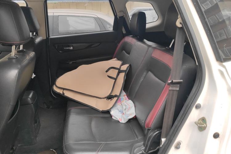 Used HYOSOW S3 2014 1.5L Luxury Version China IV Emission Standard
