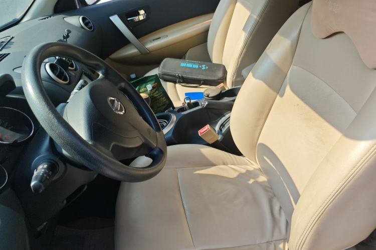 Used Nissan Qashqai 2012 2.0 XL Fire 6MT 2WD Left Front Seat