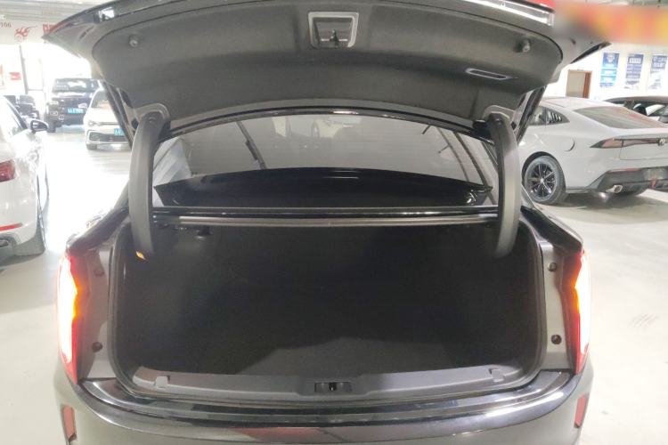 Used Hongqi E-QM5 2023 620km PLUS