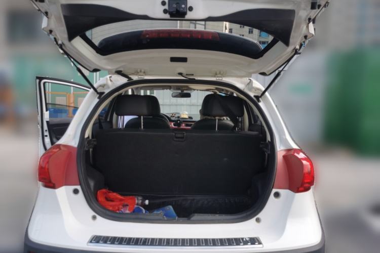 Used Haval H1 2016 Blue Label 1.5L AMT Urban Model Trunk