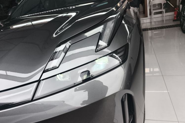 Used Lynk & Co 08 EM-P 2023 120km Long-Range Pro