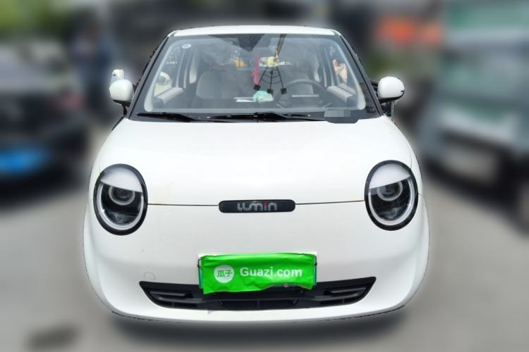 Used CHANGAN NEVO Lumin 2022 155 km – Refreshingly Sweet Edition Front