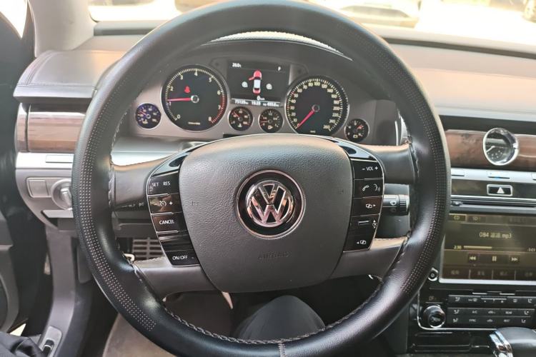 Used Volkswagen Phaeton 2015 3.0L Exclusive Edition