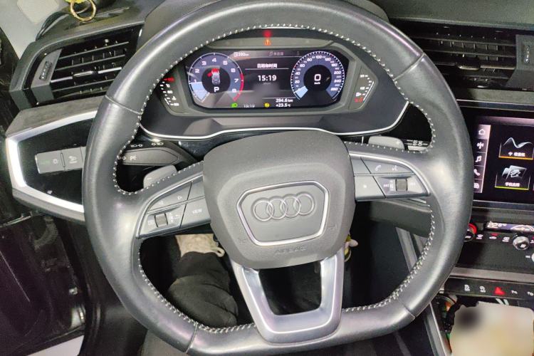 Used Audi Q3 2021 35 TFSI Fashion Dynamic Model Steering Wheel